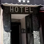 Hotel Riviera Elysees