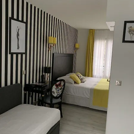 Riviera Elysees Hotel 3*