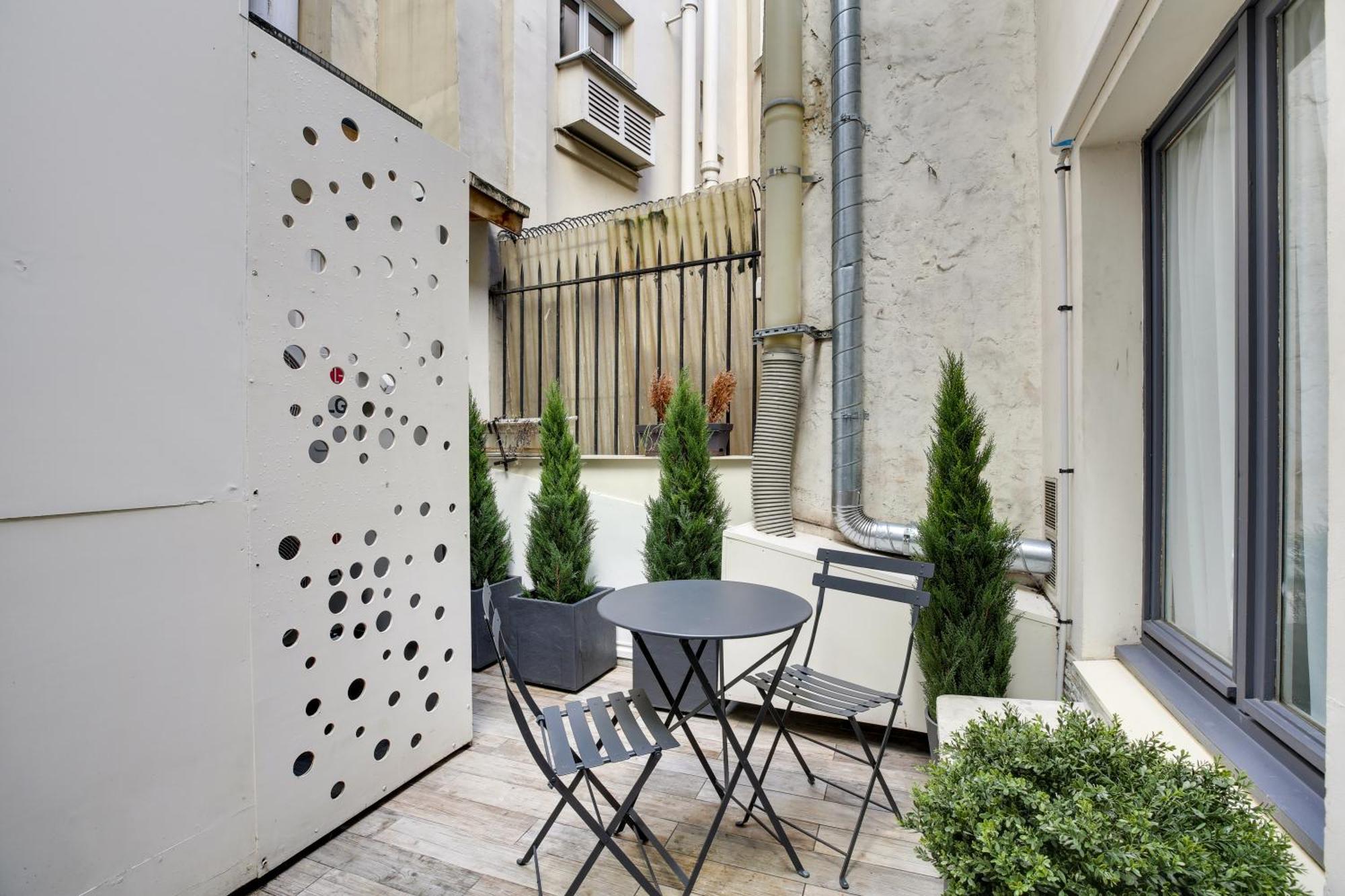 Hotel Riviera Elysees Parigi