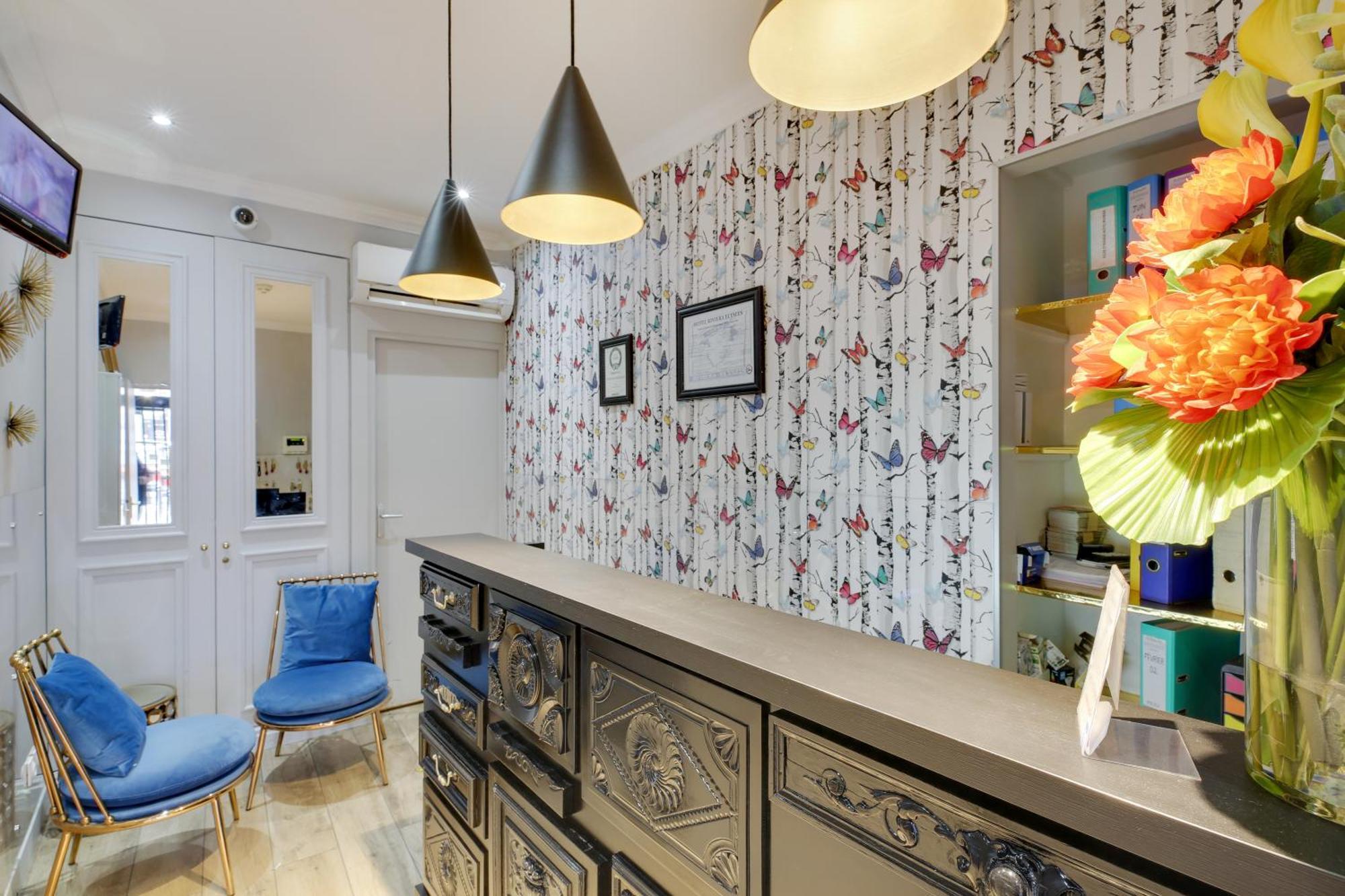 Hotel Riviera Elysees Paris