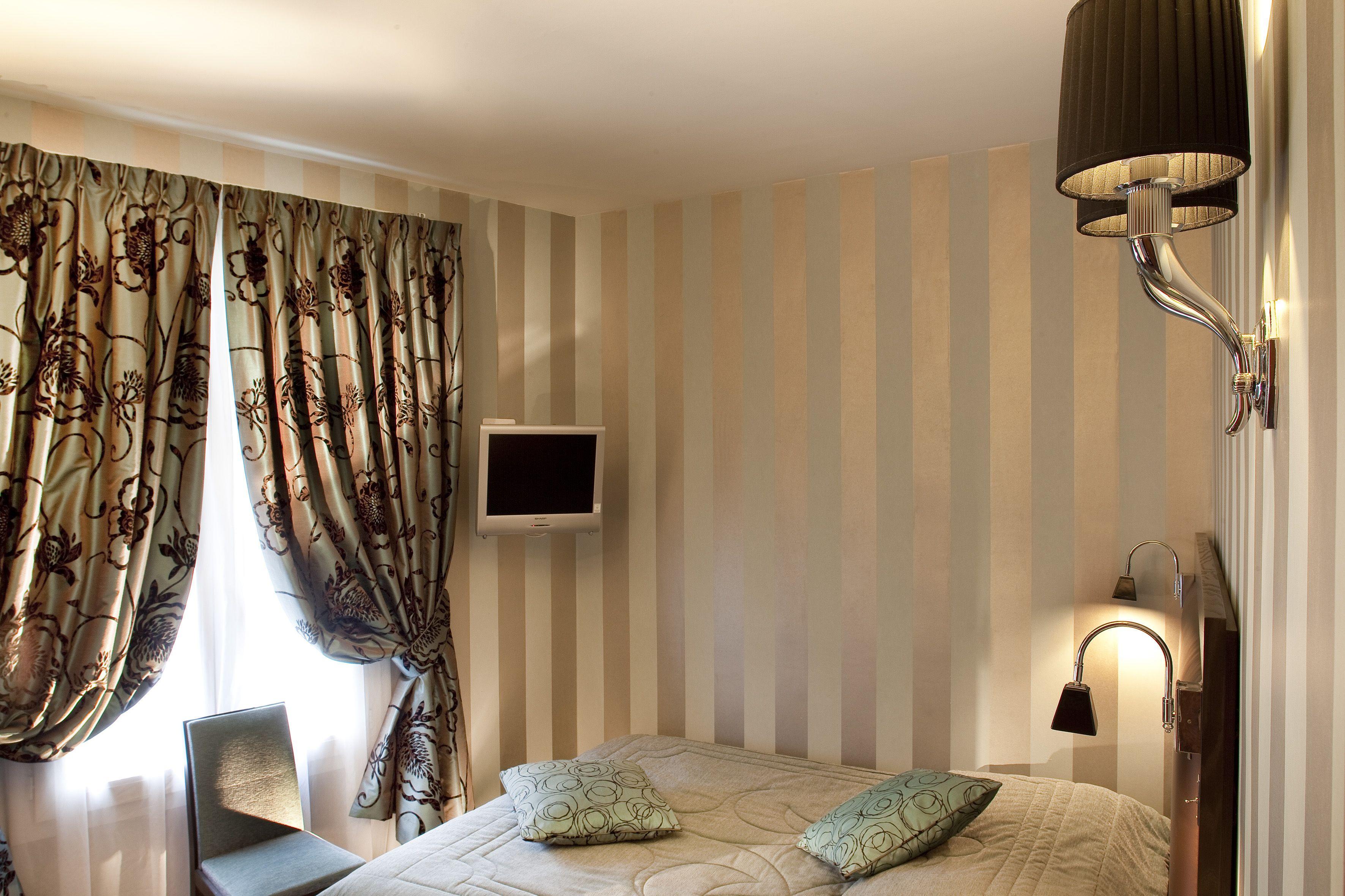 Riviera Elysees 3* Paris