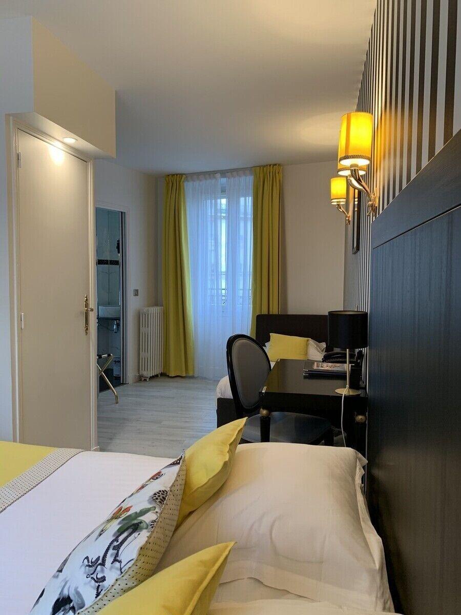 Riviera Elysees Parigi