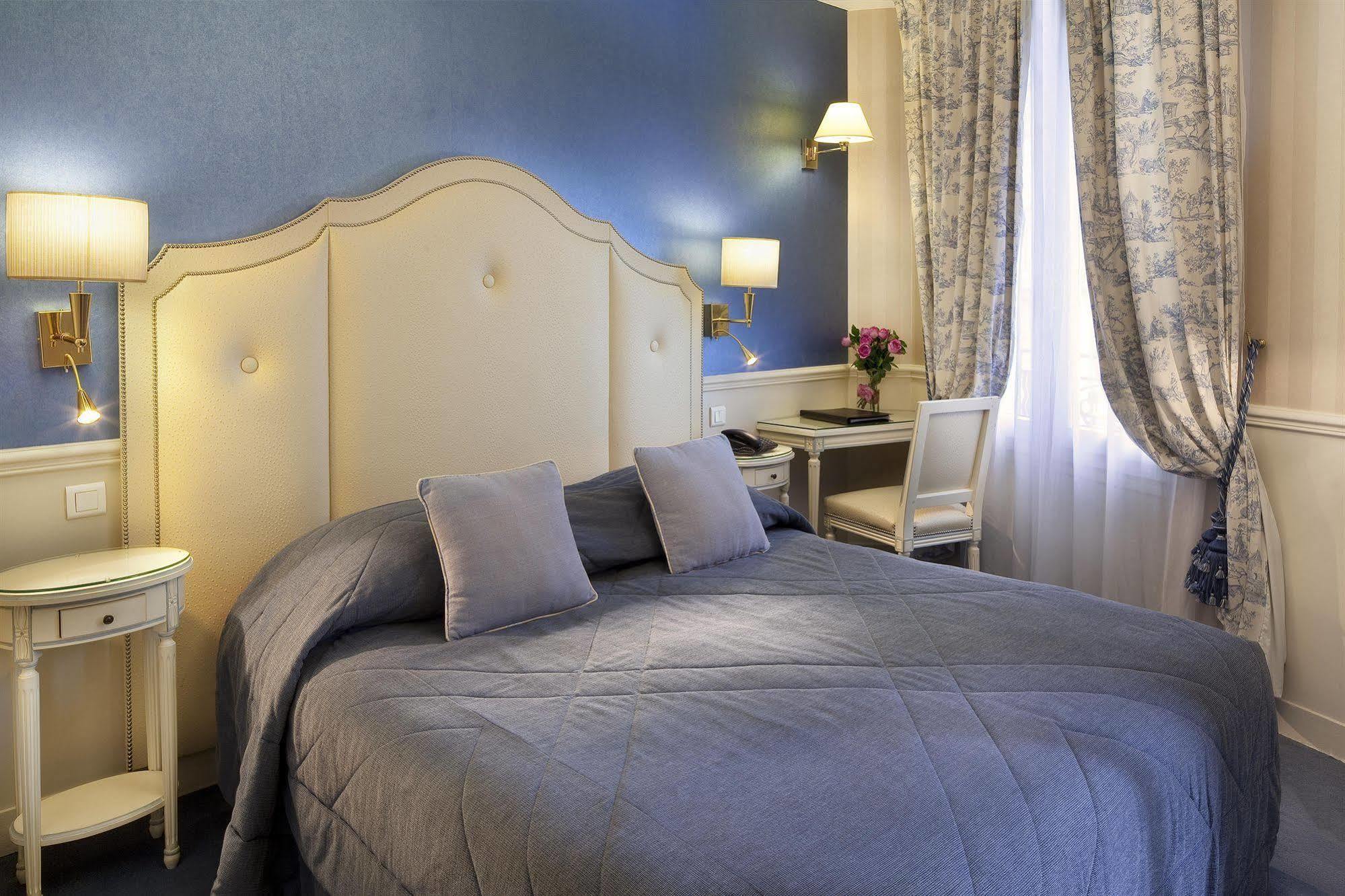 Hotel Riviera Elysees 3*